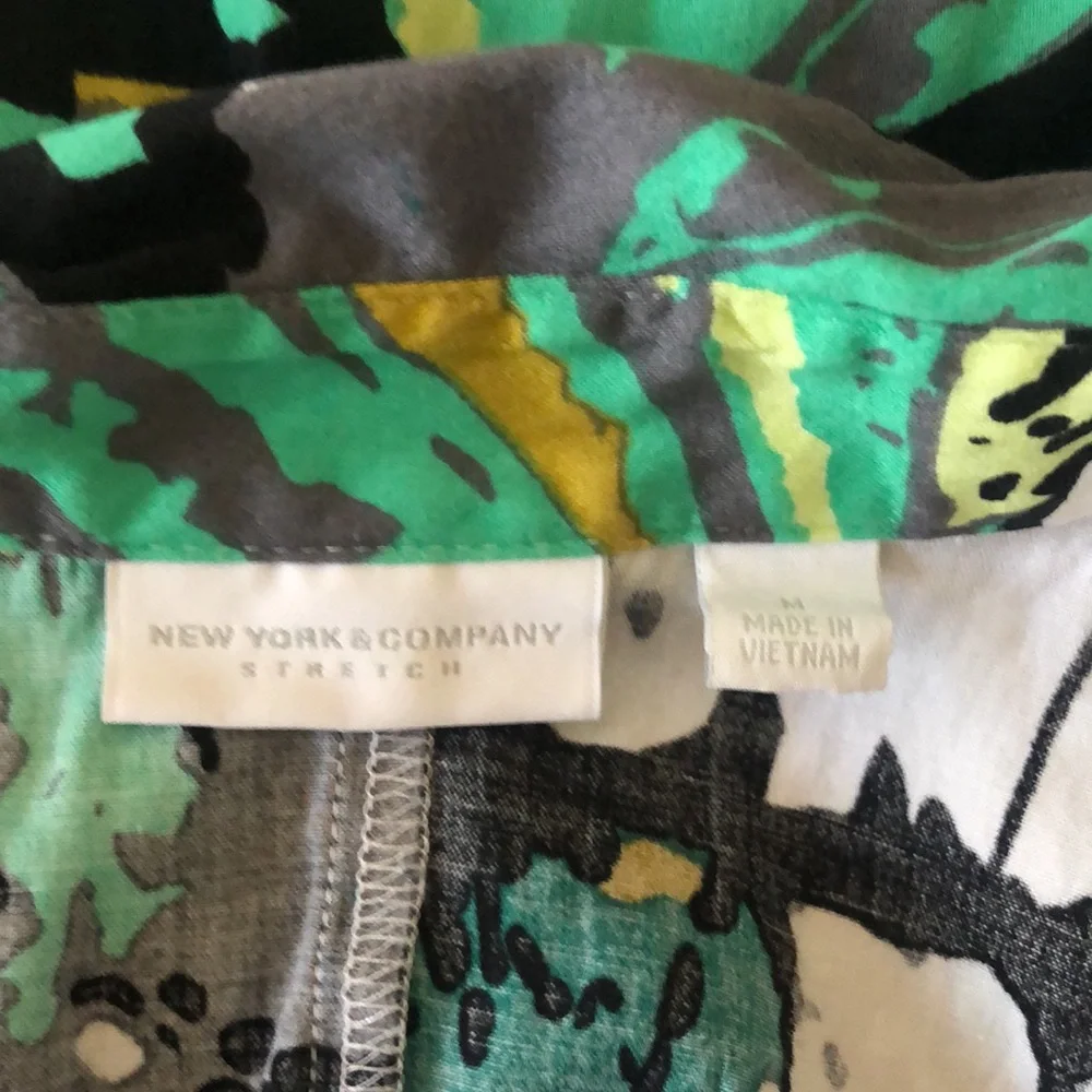 New York & Co. Short Sleeve Button-Down Blouse - Picture 5 of 5